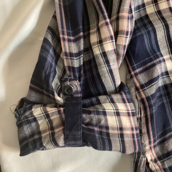 Bass Plaid Button-Up Shirt – Smocked Shoulders, Roll Cuffs – Size XL - Picture 6 of 7